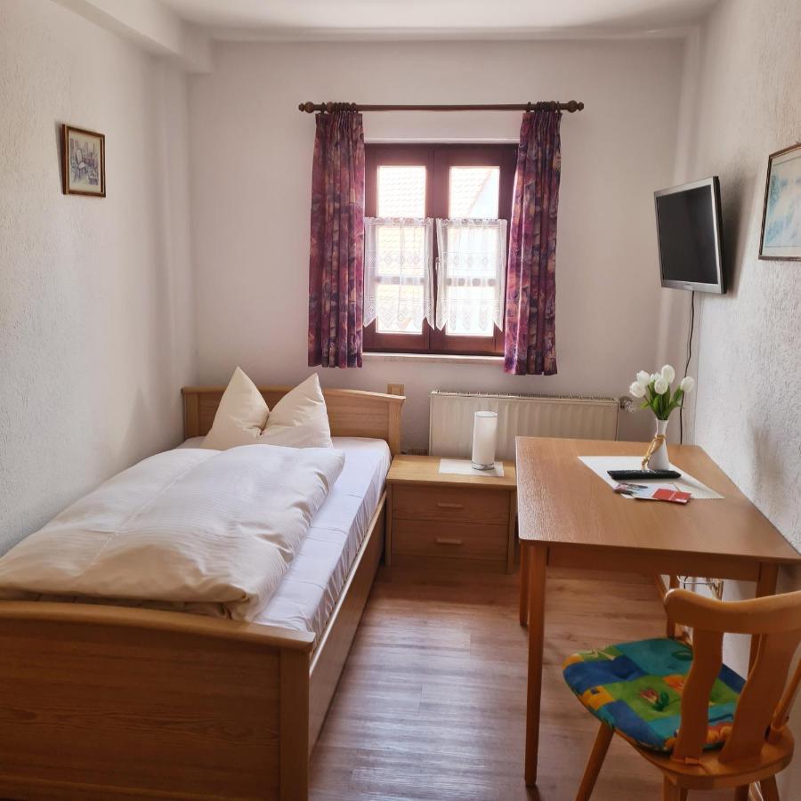 פויכטוונגן Gasthaus Schoellmann מראה חיצוני תמונה