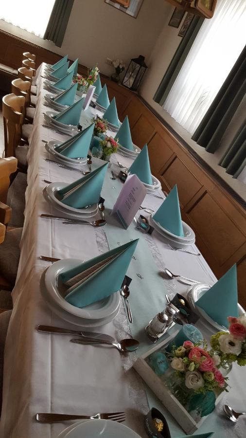 פויכטוונגן Gasthaus Schoellmann מראה חיצוני תמונה